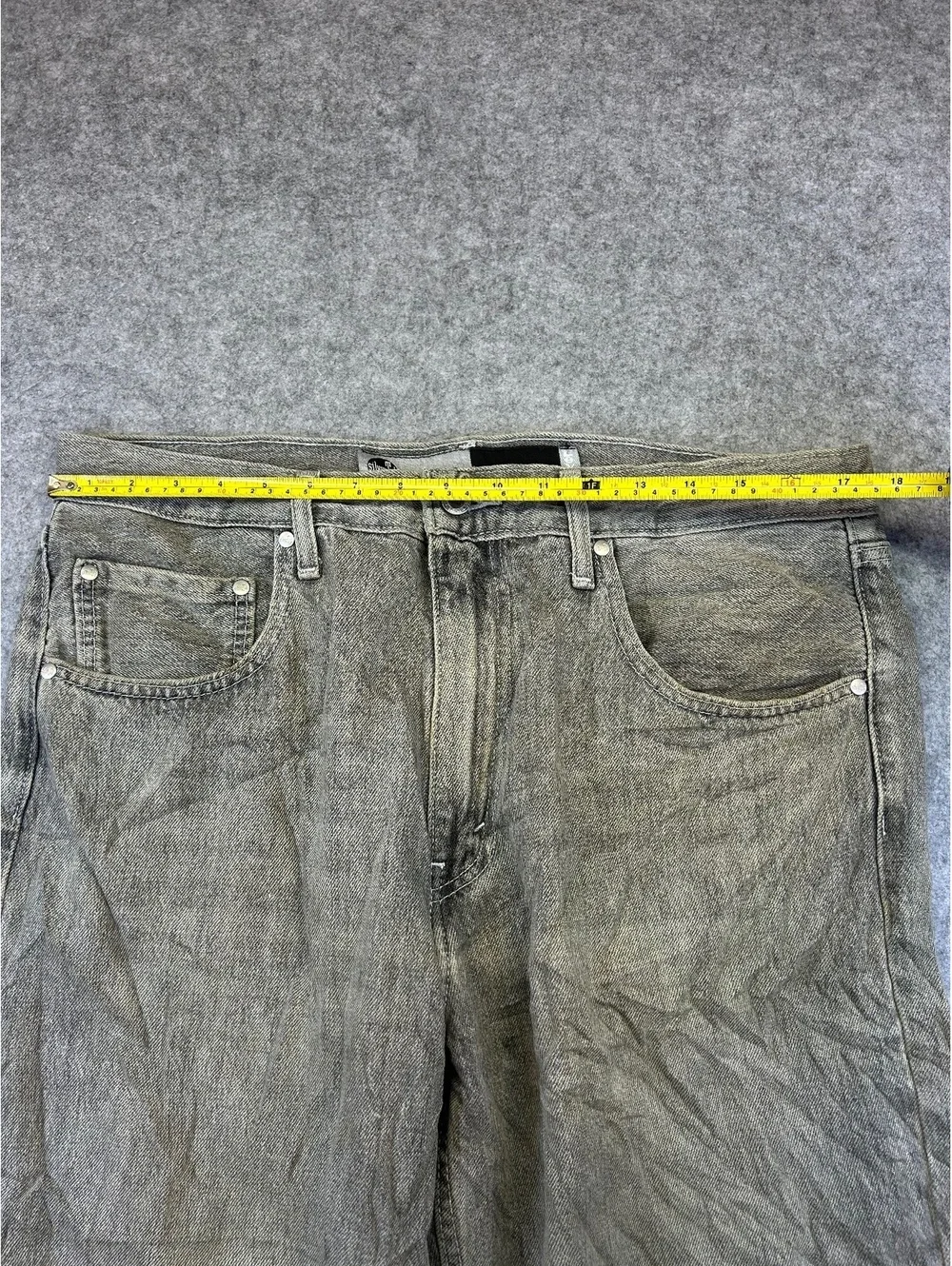 N/A these levi
